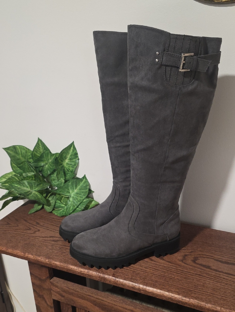 Tall Gray Faux Suede Boots NWT Womens 7.5 Style Morgane
